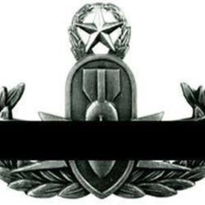 Meet your Posher, Levi